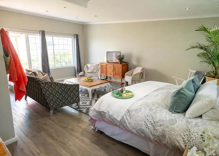 Goozi Garden Cottage